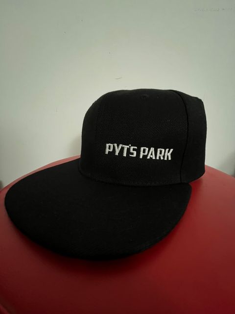 Jockey negro rapero PYT'S PARK